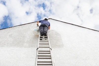 Peinture extérieure à Véronne — façades et ravalement